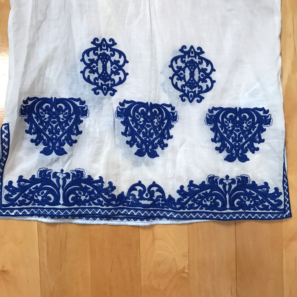 Michael Kors white & blue embroidered beach cover - Picture 2 of 4